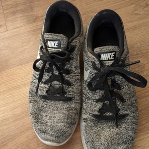 women's nike lunarepic flyknit low